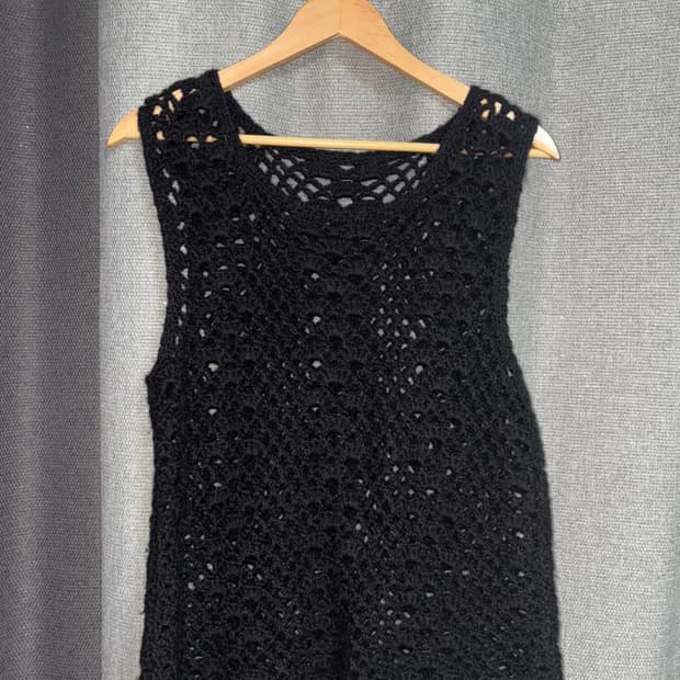 vintage knit sleeveless