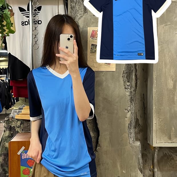 나이키 브이넥 DRI-FIT 기능성 반팔티 M 블루 #csz629
