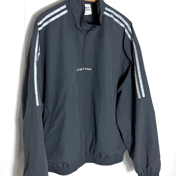 본투윈 아노락 짐웨어 본투윈지켓 본투윈바람막이 헬스 운동