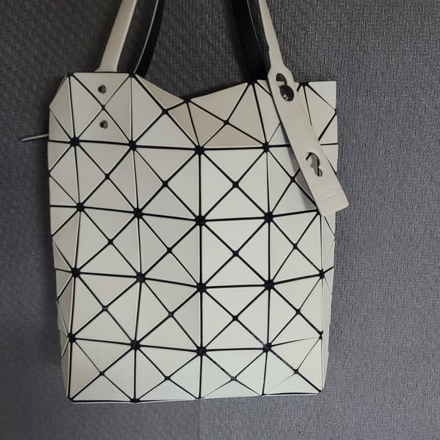 바오바오 숄더백