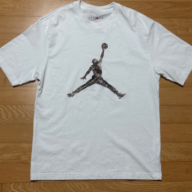 나이키 리얼트리 점프맨 반팔 티셔츠