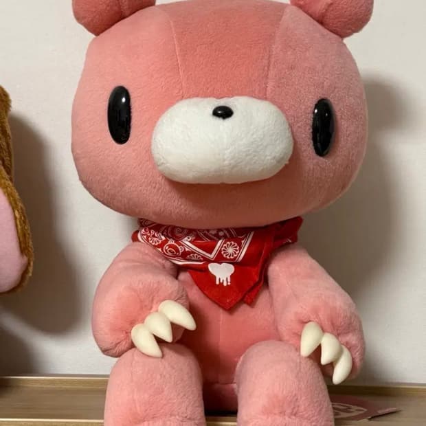 앉아있는 글루미베어 인형 중형인형 대형인형