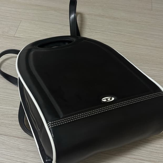 정품) 디젤 문 백팩 