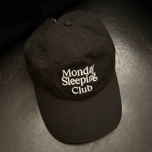 mondaysleepingclub 캡