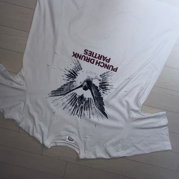 PUNCH DRUNK PARTIES 흰색 티셔츠 xl