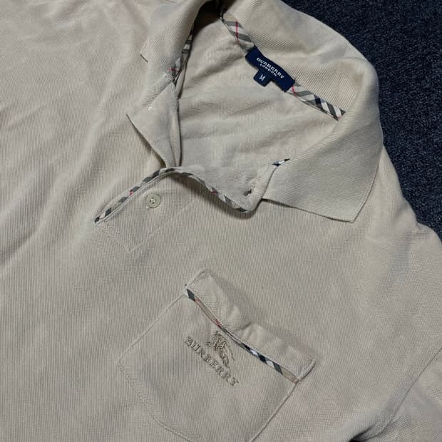 버버리 롱슬리브 자수 카라티