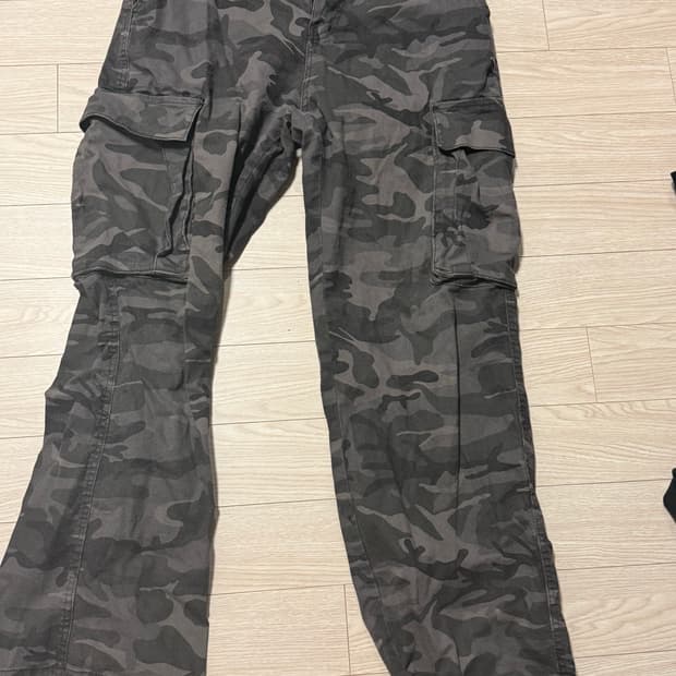cargo pants