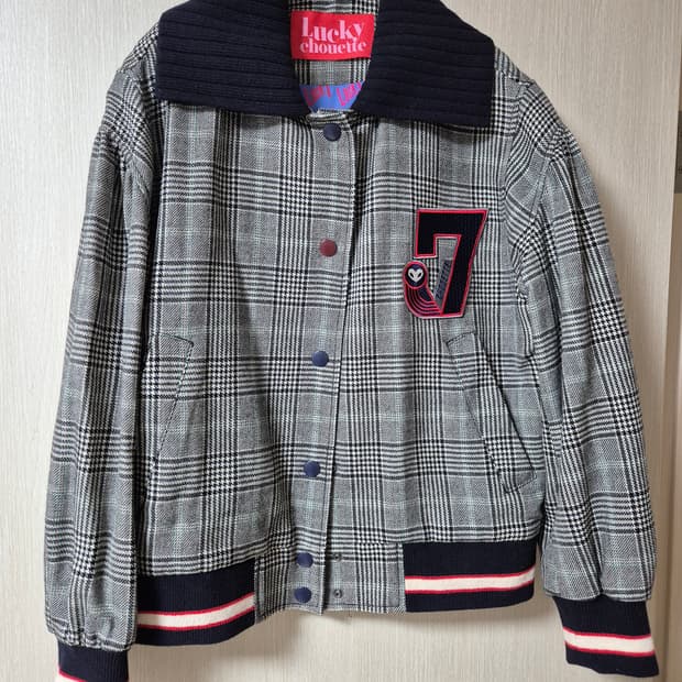 럭키슈에뜨 니트카라 울 자켓  카라점퍼 38