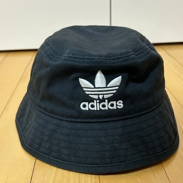 아디다스 버킷햇