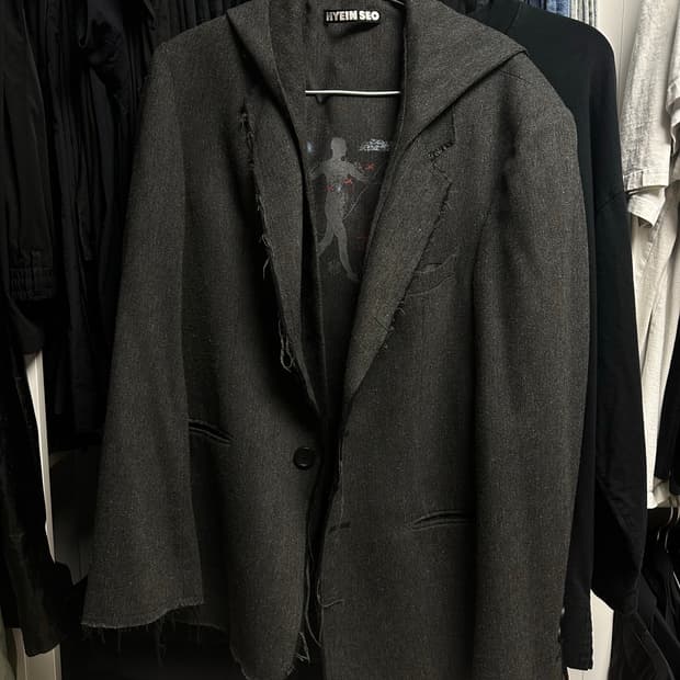 HYEIN SEO 혜인서 자켓 판매