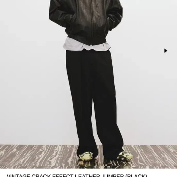 렉토 25SS 빈티지 크랙 레더 점퍼 블랙 XL 사이즈 팝니다