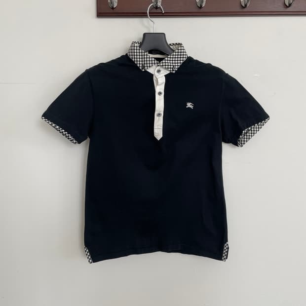 버버리 카라 체크 블랙 PK 반팔 티셔츠