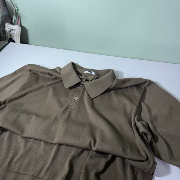 XXL 유니클로U 카키 써머폴리 반팔카라티