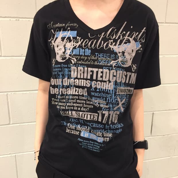 ”Unknown“ Punk skull V-neck short sleeve