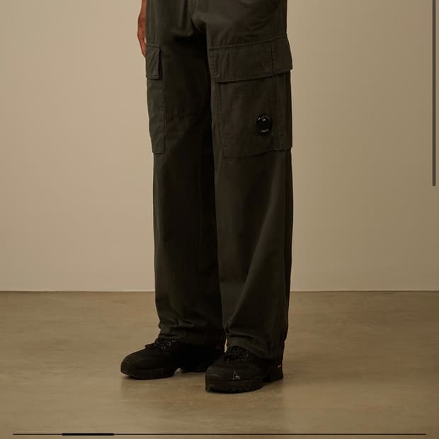 [50]CP컴퍼니 마이크로랩스 박시 카고 팬츠 새상품