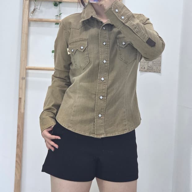 [프립]M/MCM 빈티지 웨스턴 스터드 데님 셔츠