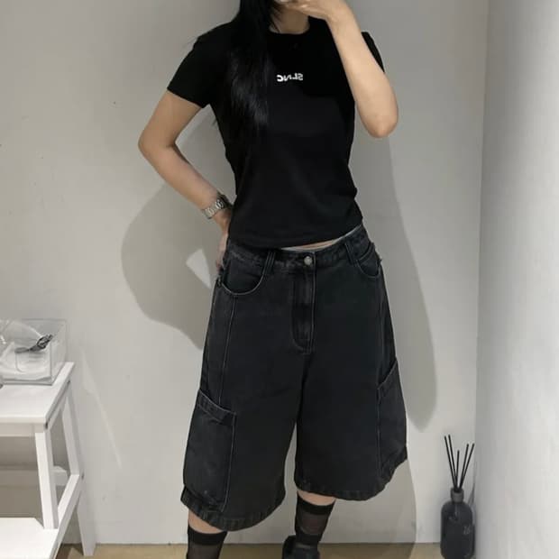 인사일런스 버뮤다 데님 흑청 팬츠