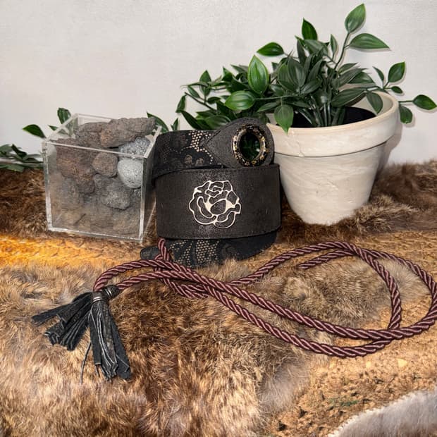 Black oriental floral suede strap belt