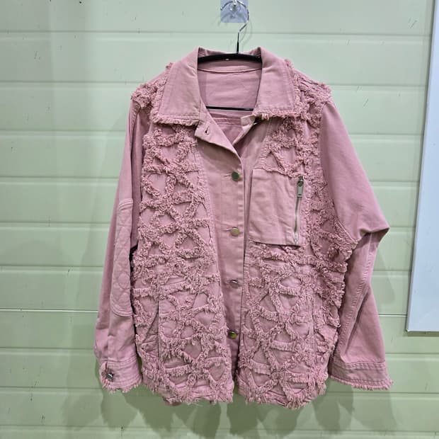 VOV 핑크 데님 컷아웃 디테일 자켓