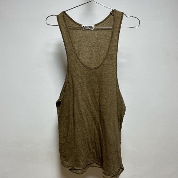 brown sleeveless