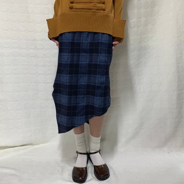 viviennewestwood 체크 울 비대칭 스커트
