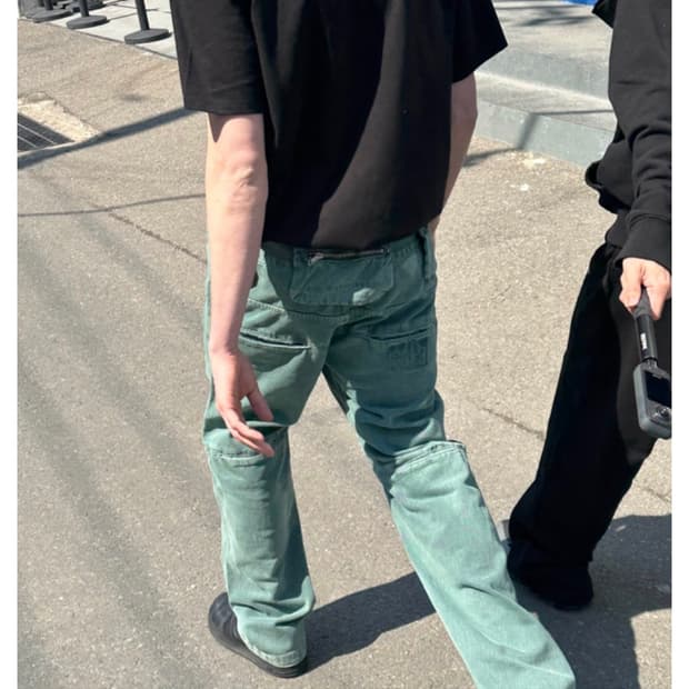 플라스틱 프로덕트 에메랄드 바지 