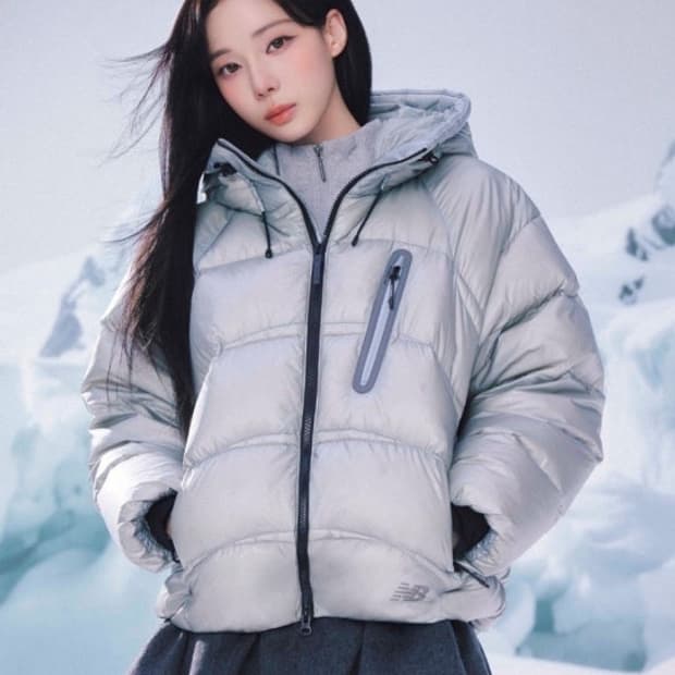 뉴발란스 플라잉77 라이트그레이 윈터패딩