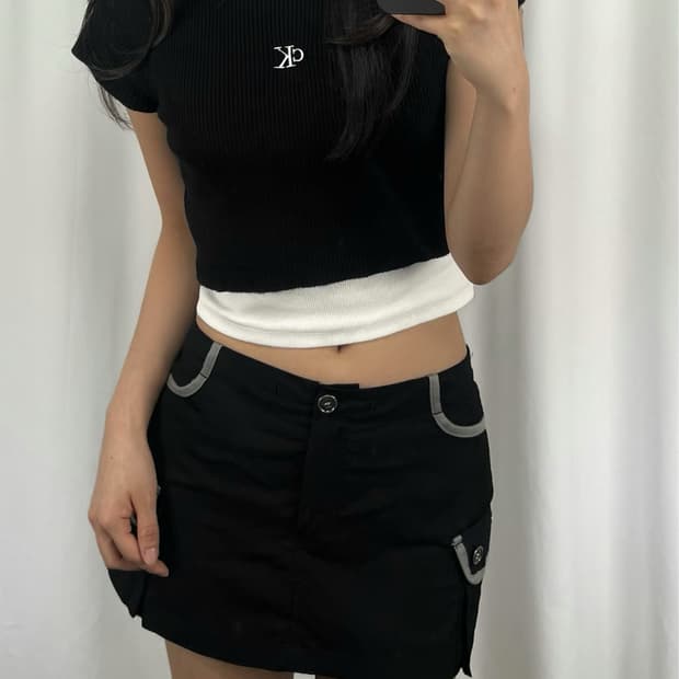 캘빈클라인 반팔 크롭탑