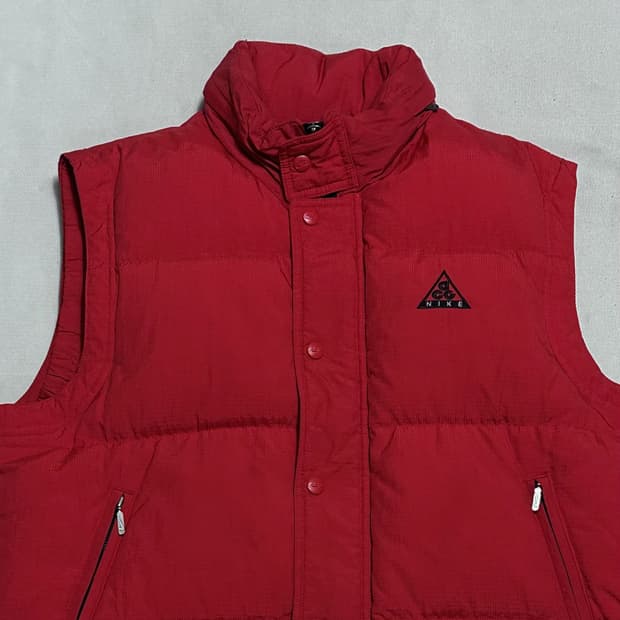 100 나이키90’s ACG 구스다운 패딩조끼