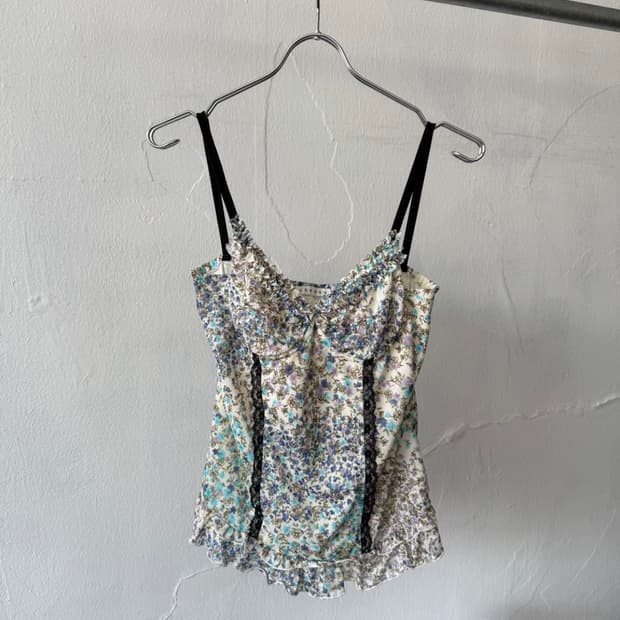 Oriental floral sleeveless