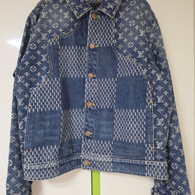 루이비통 니고 데심 트레커 청색 52사이즈 100-105사이즈