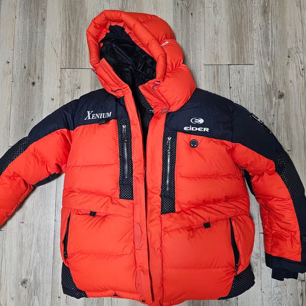 아이더 러셀 구스다운자켓 XL 팝니다