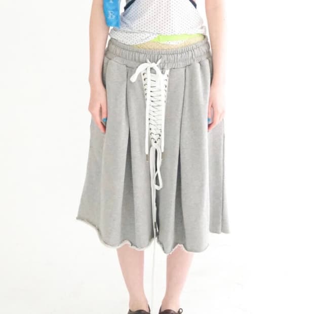 샵페어리 eyelet corset bermuda pants