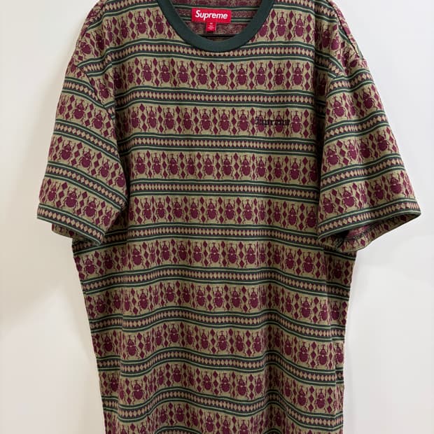 슈프림 자카드 스캐럽 티