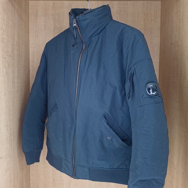 C.P. Company 씨피컴퍼니 17FW 다운패딩 붐버자켓 블랙