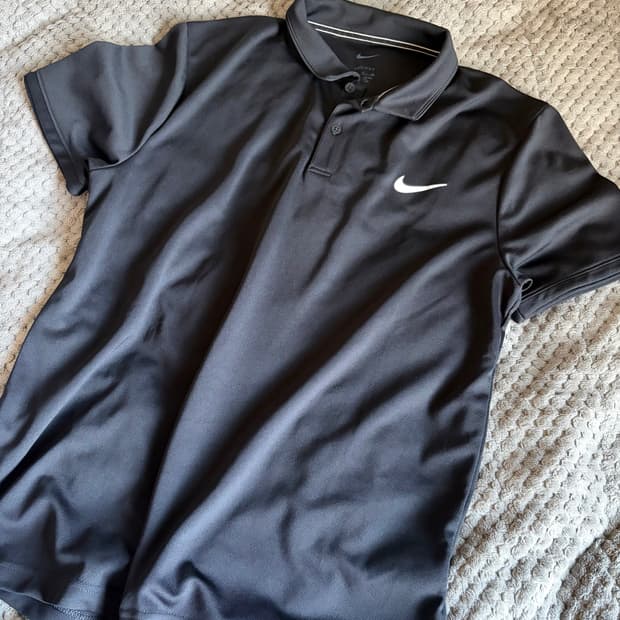 나이키 DRI-FIT  반팔 카라티 코트