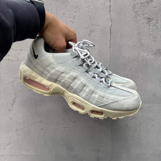 나이키 에어맥스 95 그레이 앤 핑크 품