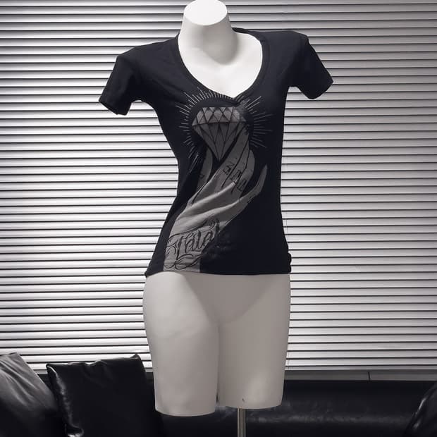 {Unknown} Diamond Hand V-Neck Tee