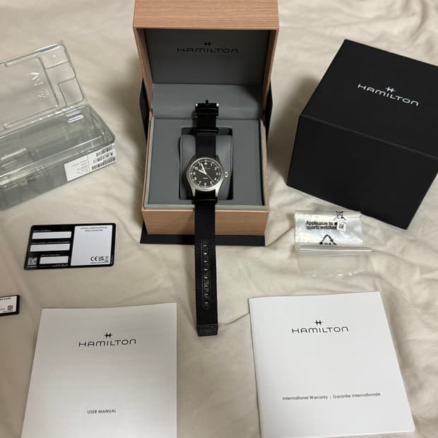 해밀턴 카키필드 쿼츠 38mm H69401430