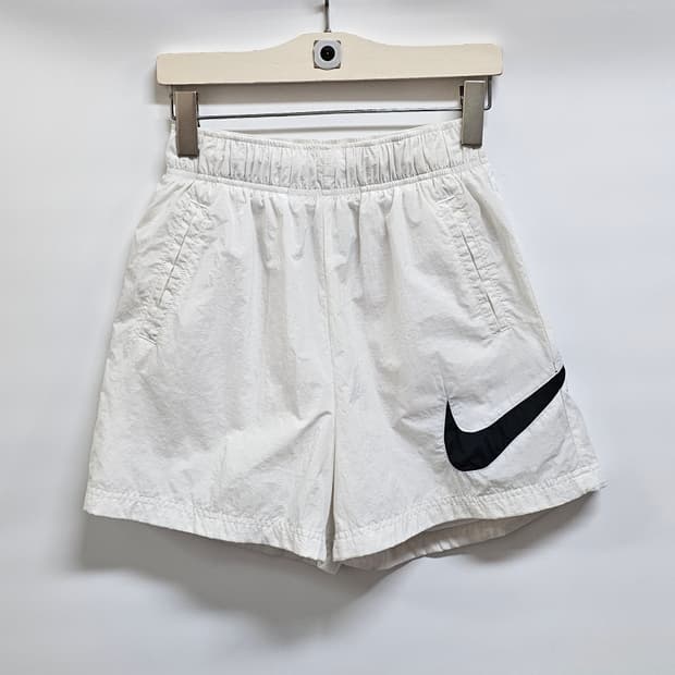 나이키 스우시 우븐쇼츠 S