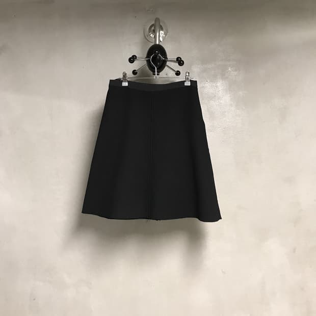 프라다 블랙 스커트 40