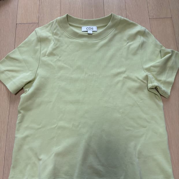 Cos 코스 반팔티 판매 xs 