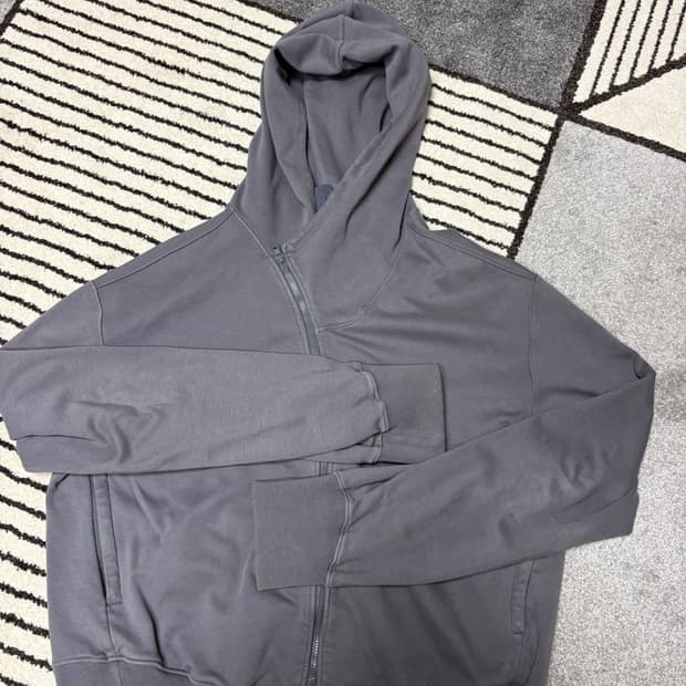 EE 누마레 커브드 후드집업 차콜 xl