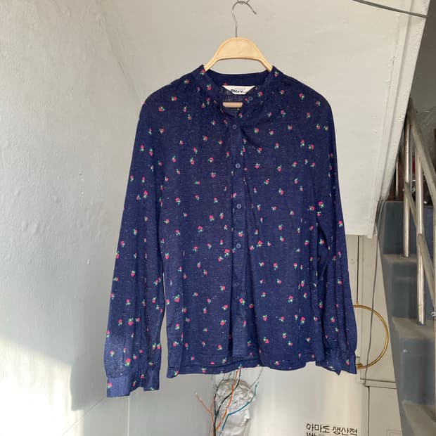 패턴 모크넥 퍼프 블라우스