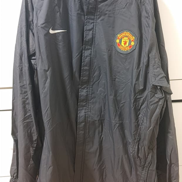 나이키 맨유 바람막이 XL