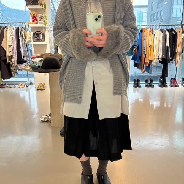 Virgirl Fur Cuffs Knit CD