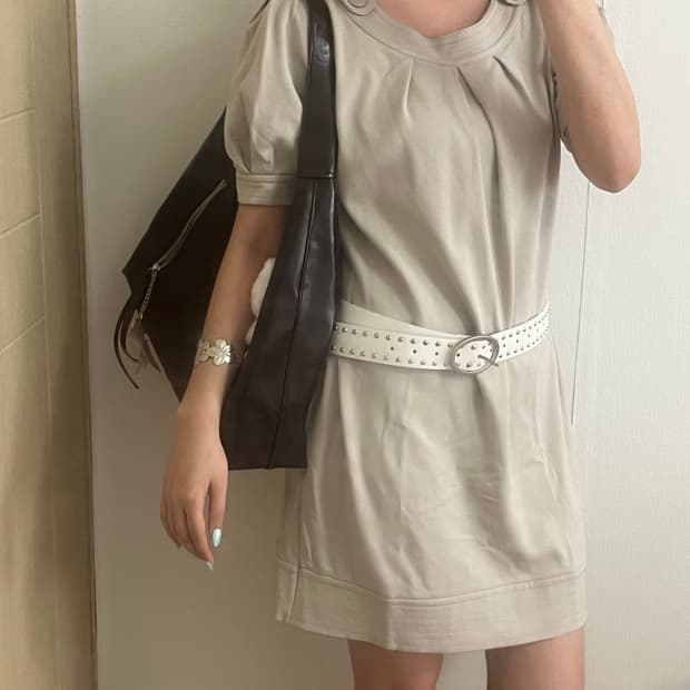빈티지 왕단추 퍼프소매 미니 원피스