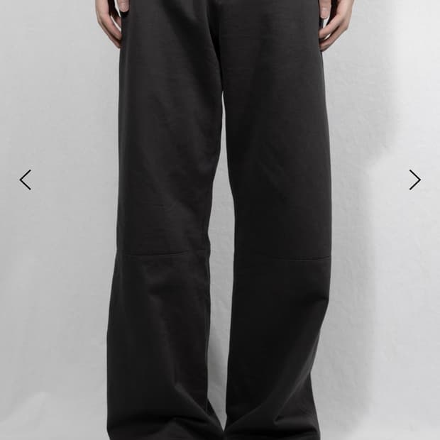 LES plinth trouser 1사이즈 구매