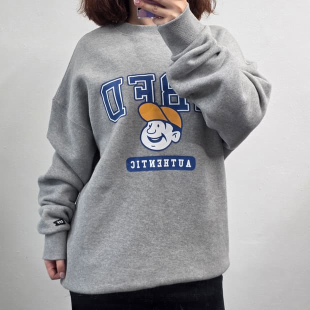 [프립]L/이벳필드 베츠 어센틱 맨투맨 그레이