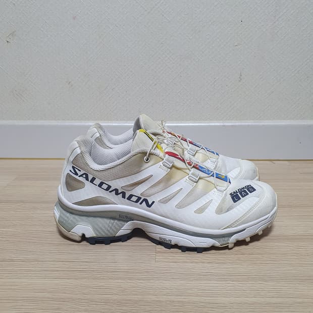 살로몬 XT-4 화이트 루나 트레킹화 255